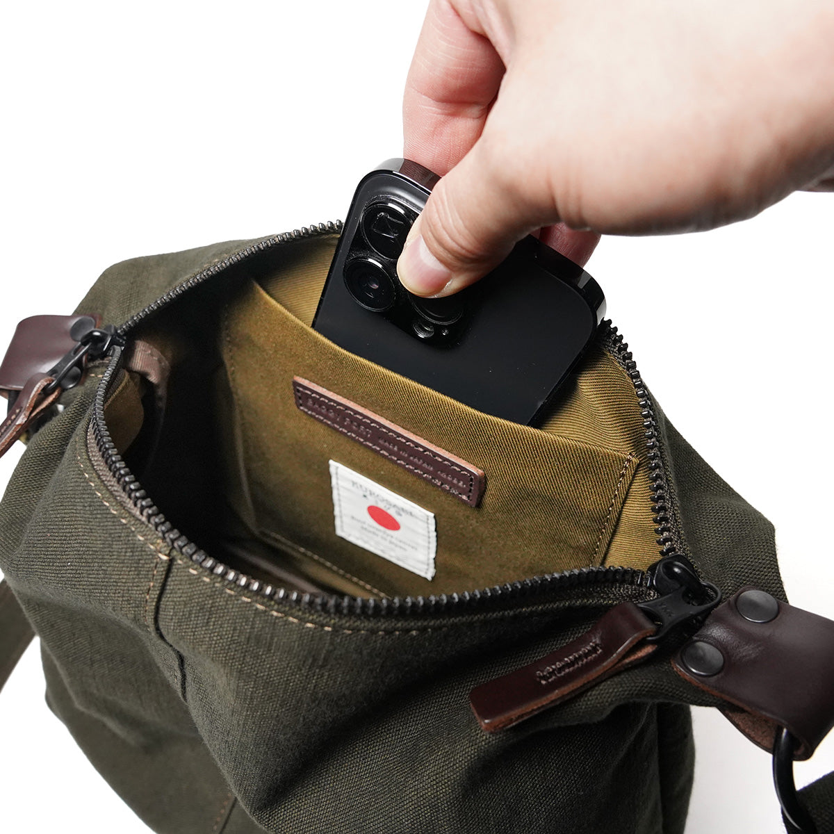 KUROSABI-黒さび染め- ミニショルダーバッグ GRN9604