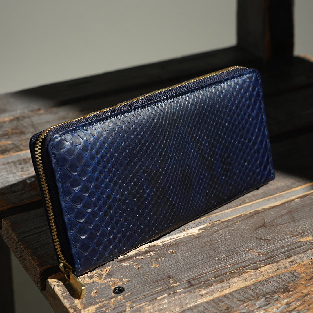Indigo dyed x snakeskin round zipper long wallet HRD2000