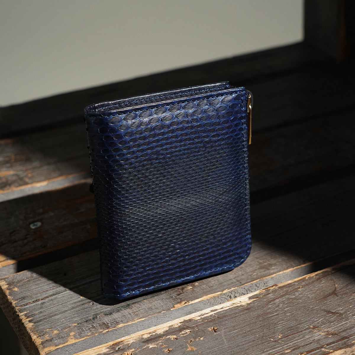 Indigo dyed x snakeskin L-shaped zipper mini half wallet HRD2002