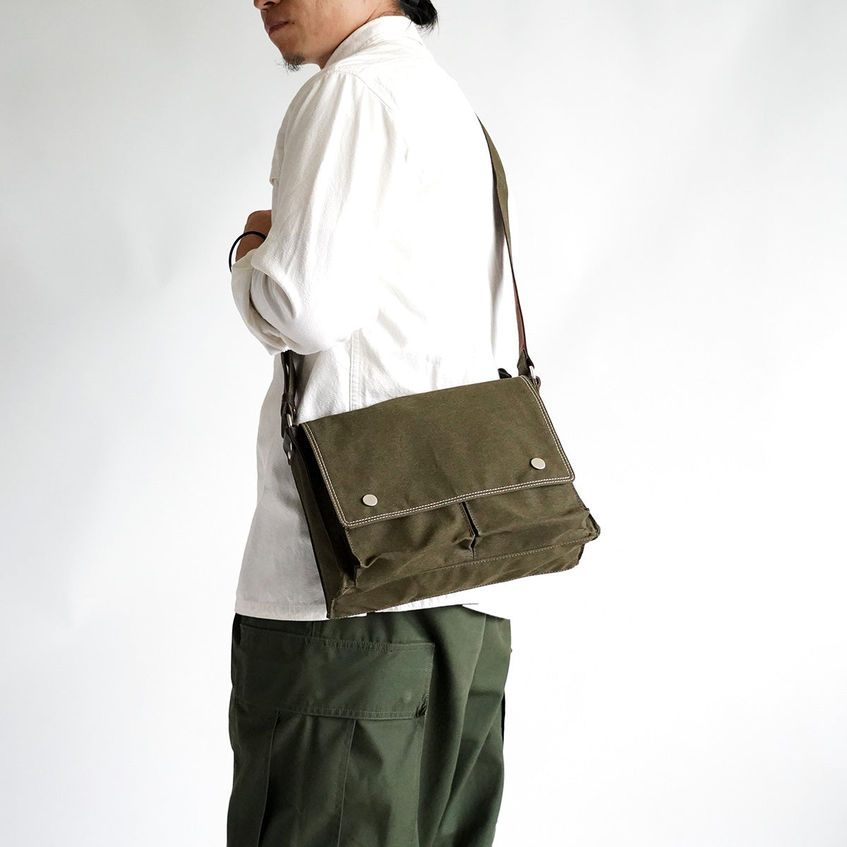 Shelter Duck Horizontal Shoulder Bag (S) INS602