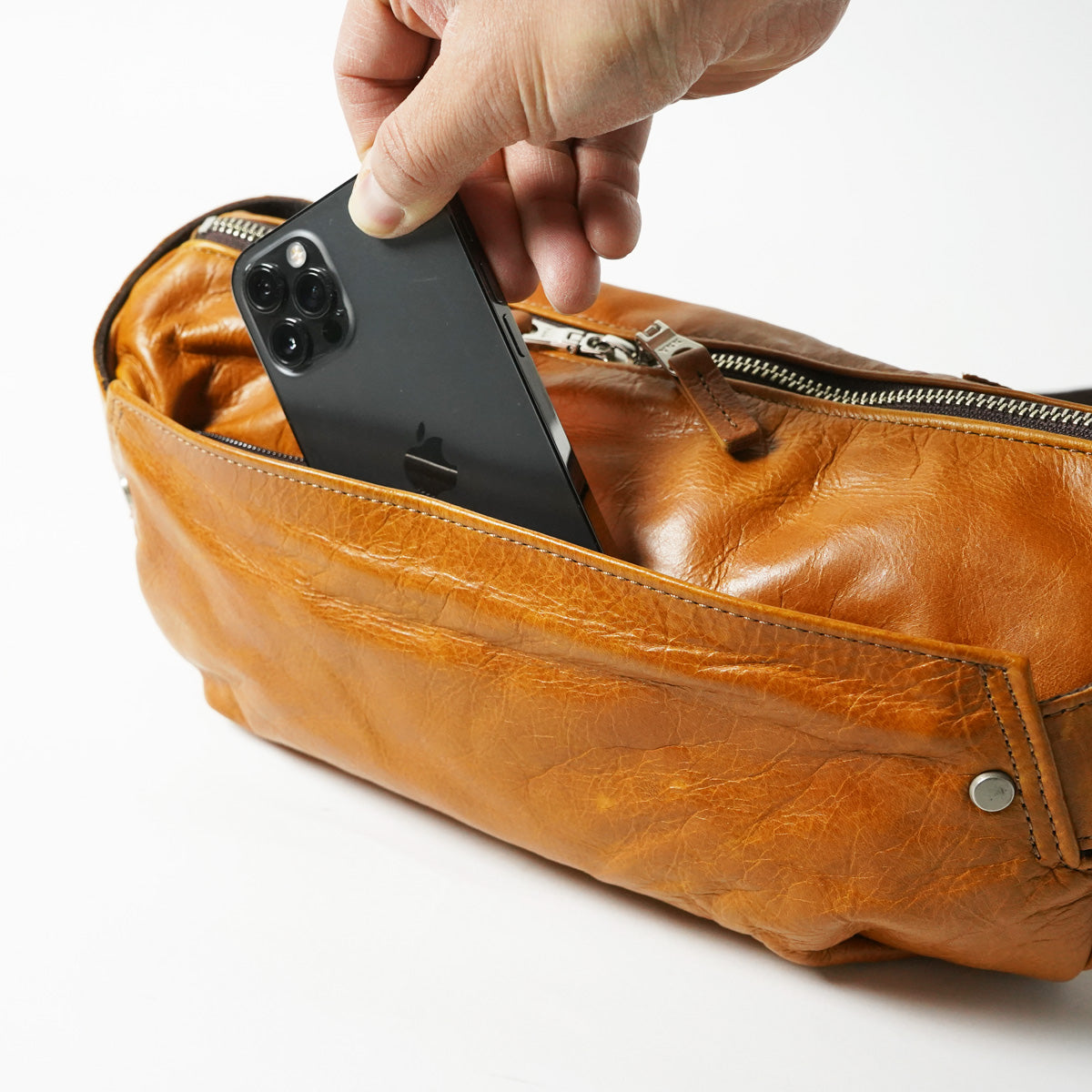 フルクローム ボディショルダーバッグ KOT850