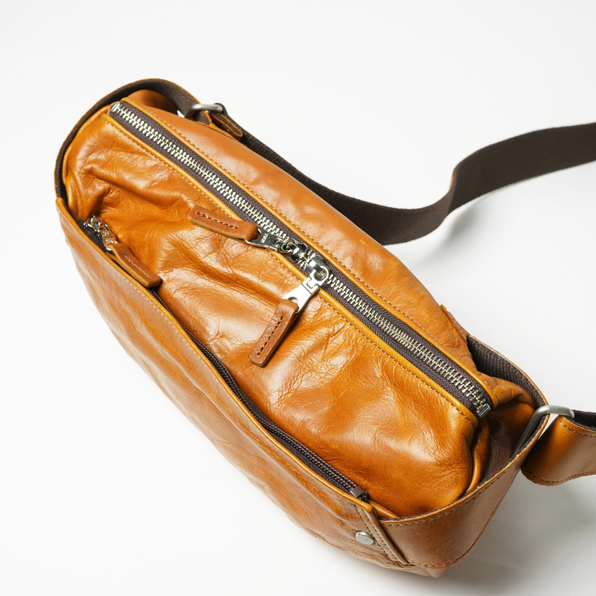 フルクローム ボディショルダーバッグ KOT850