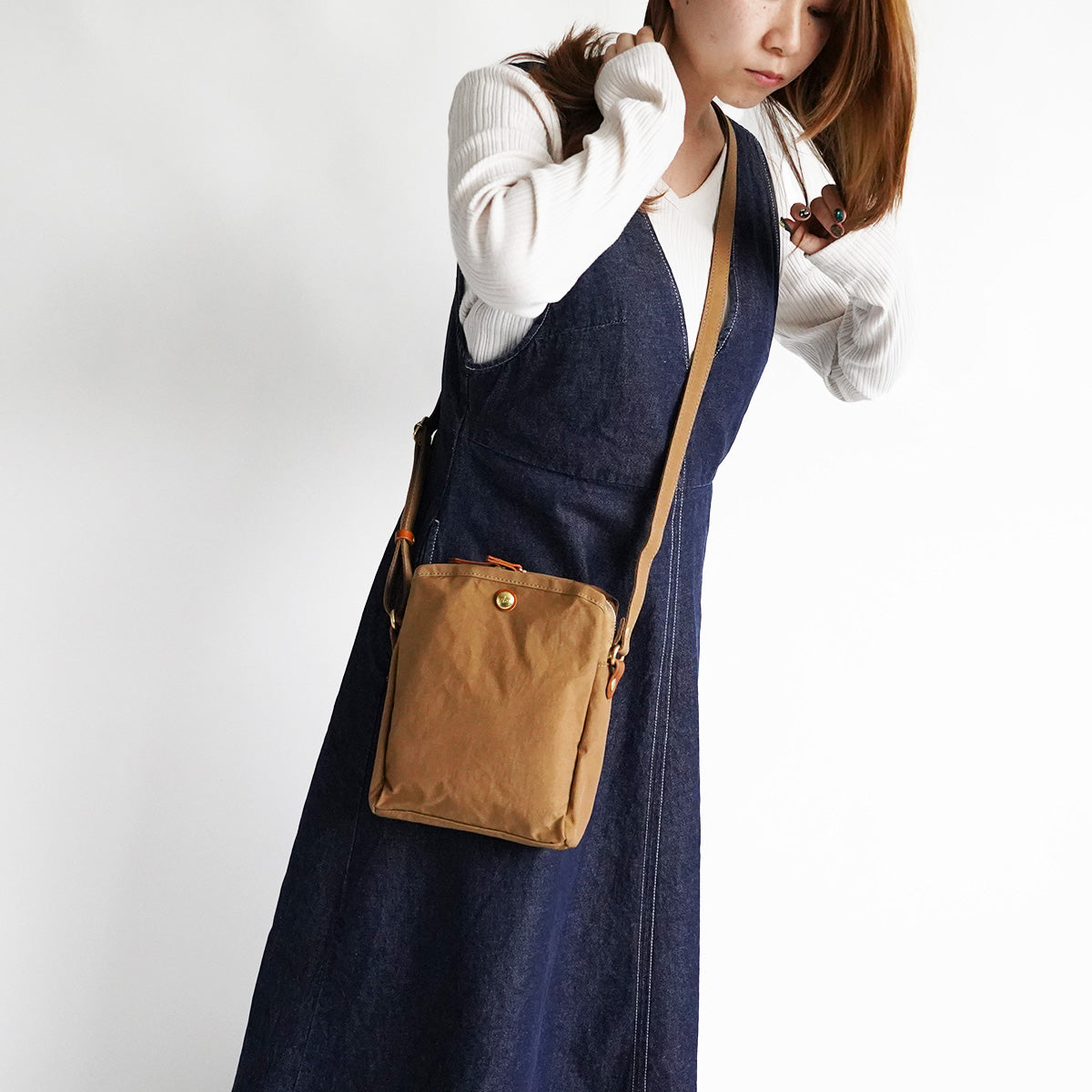 MIGAL - Vertical Mini Shoulder Bag LGRN2900
