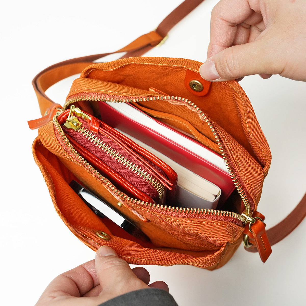 MIGAL - Vertical Mini Shoulder Bag LGRN2900