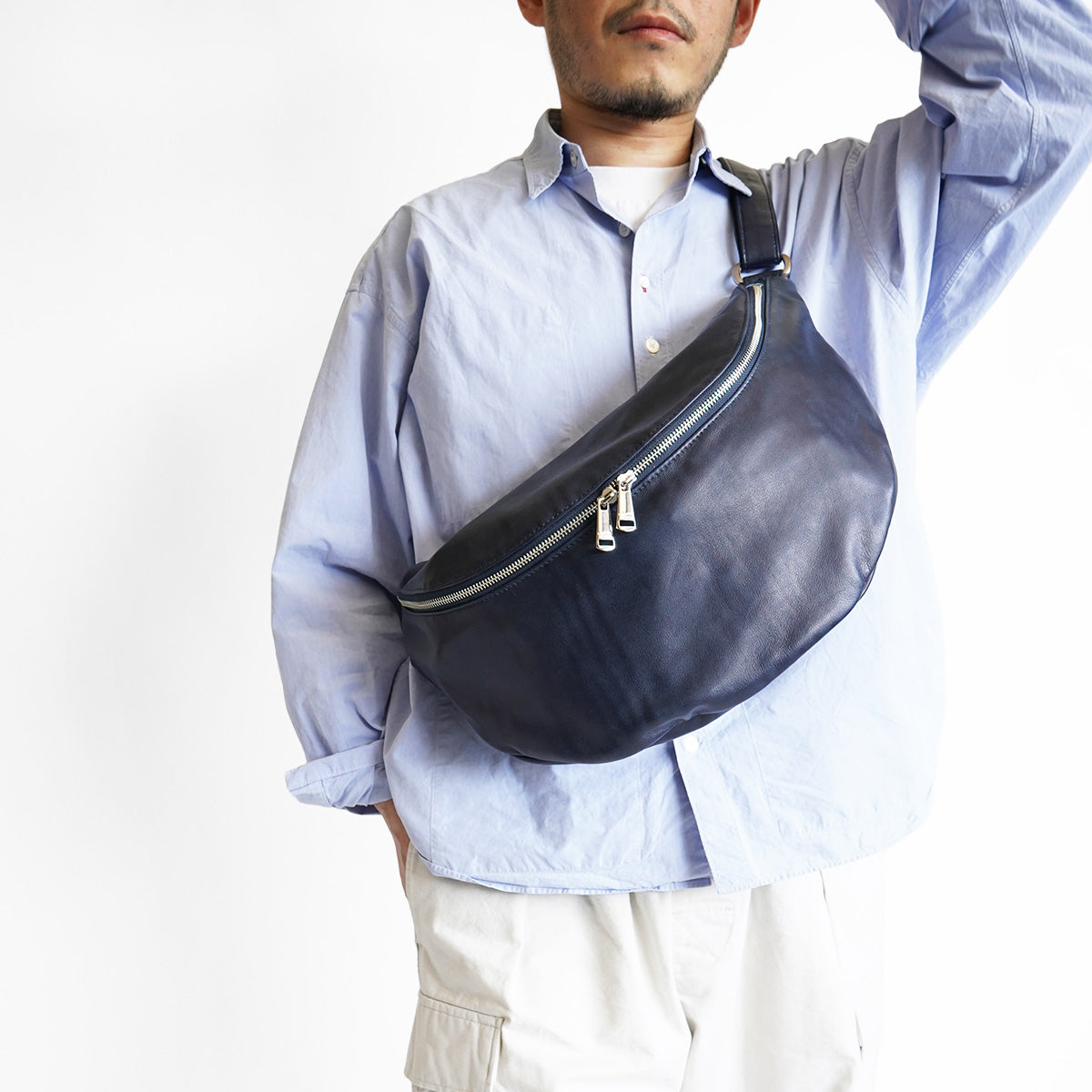 INDIGO -藍染めレザー- MOON SHOULDER BAG YNM1500