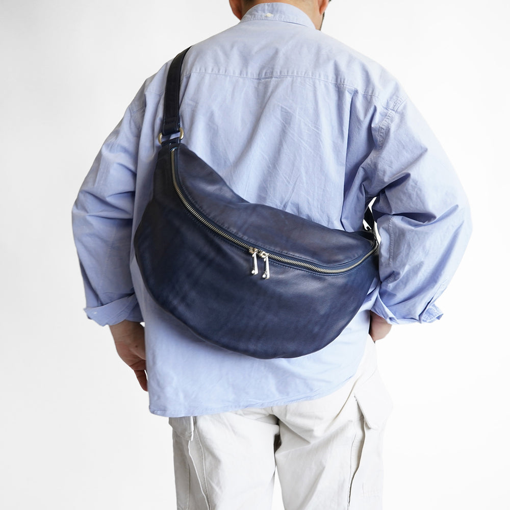 INDIGO -Indigo-Dyed Leather- MOON SHOULDER BAG YNM1500