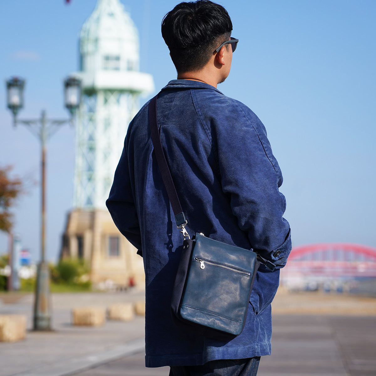 グローブレザー タテ型ショルダーバッグ YNM232