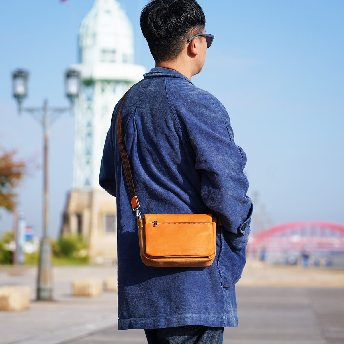 グローブレザー ヨコ型ミニショルダーバッグ YNM233