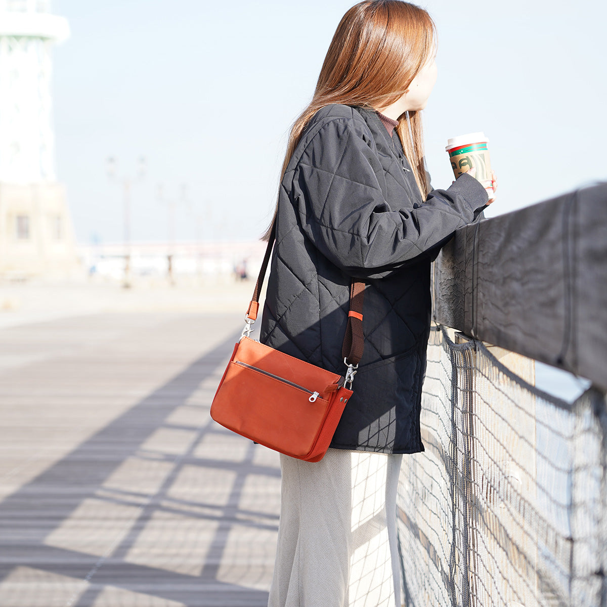 グローブレザー ヨコ型ミニショルダーバッグ YNM233