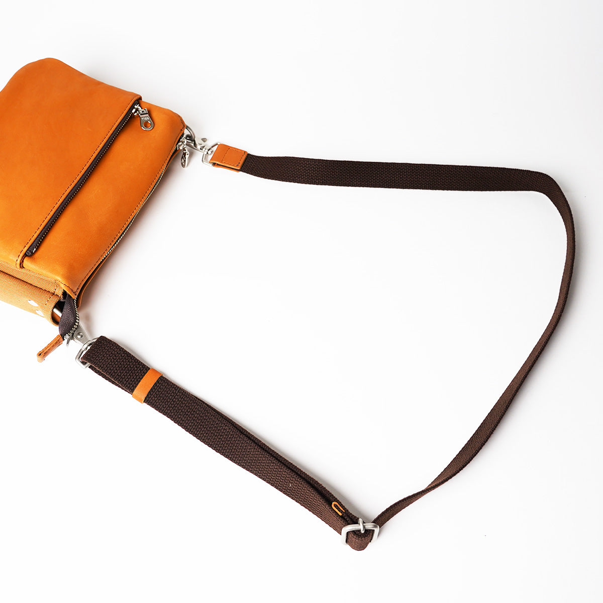 グローブレザー ヨコ型ミニショルダーバッグ YNM233