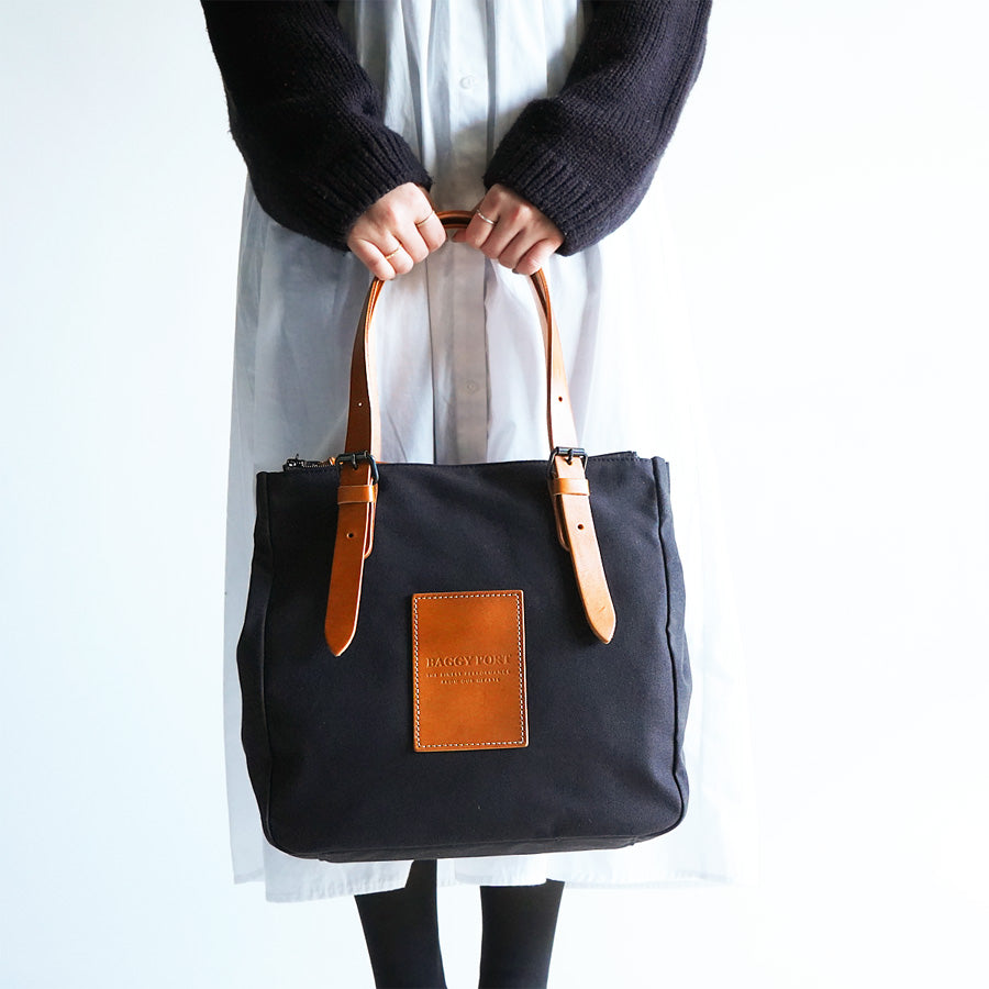 BLACK - Black - Tote Bag M YNM418