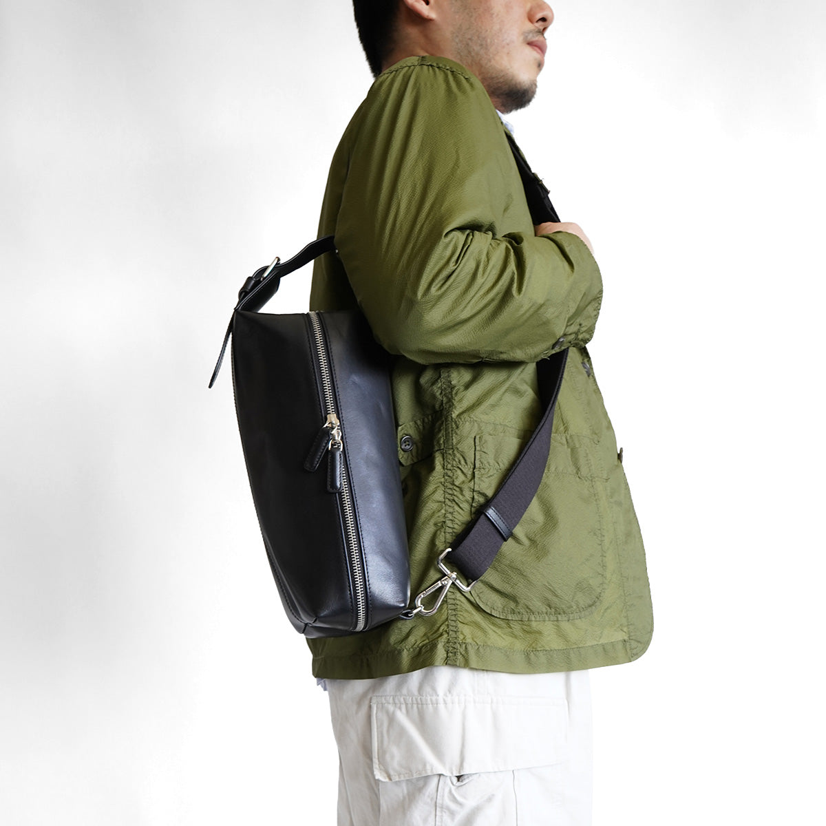 OIL PULLUP -オイルプルアップ- 筒形2WAY クラッチショルダーバッグ ZKM4000