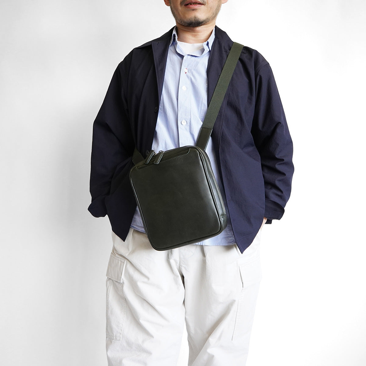 OIL PULLUP -プルアップ- スクエアショルダーバッグ ZKM4001