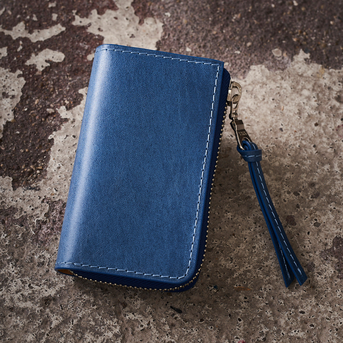 Indigo-dyed leather smart key case ZYS093