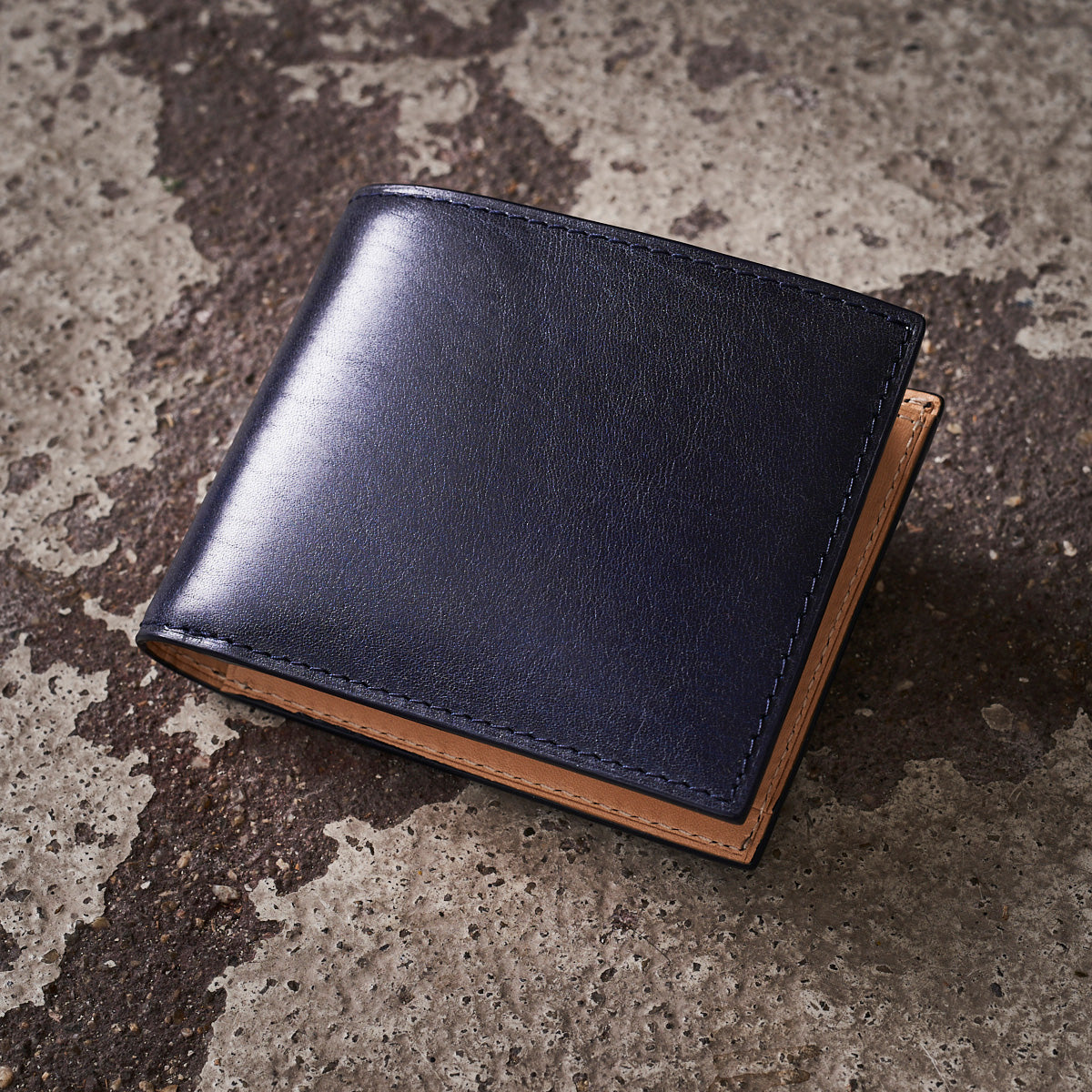 Indigo-dyed leather bifold wallet ZYS098