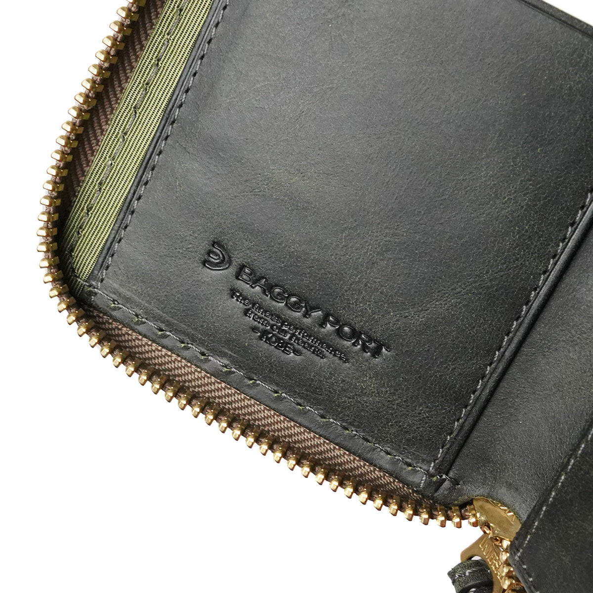 BLACK ON - Black On - Round Zipper Half Wallet ZYS1101