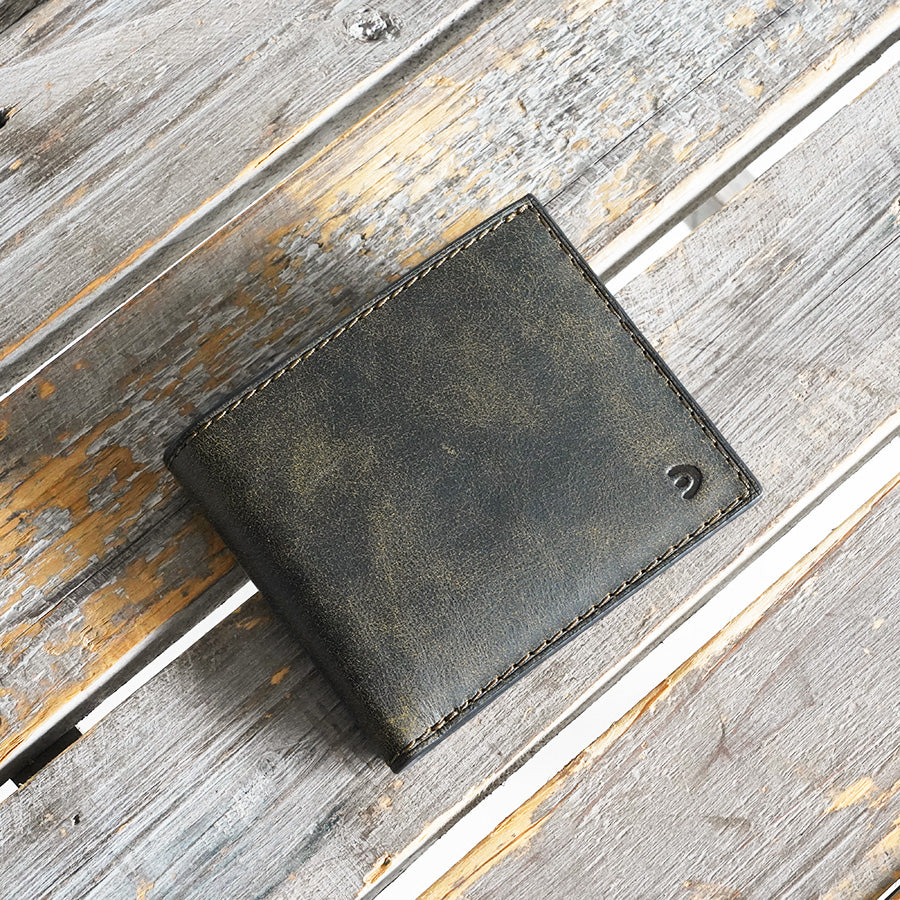 BLACK ON Bifold Wallet ZYS1102