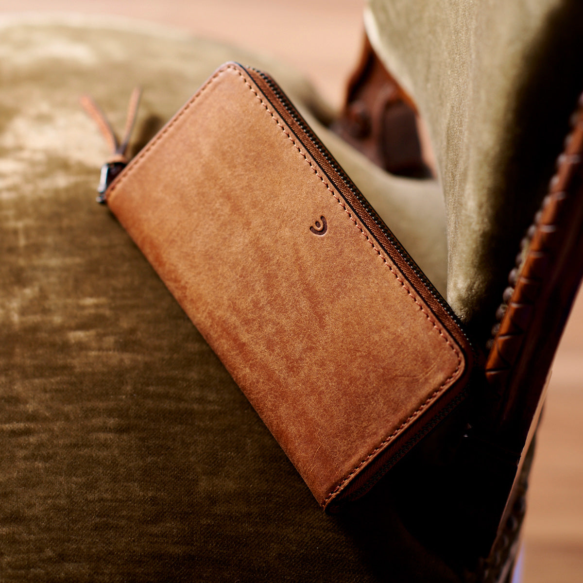 BUONA - Buona - Round Zipper Long Wallet ZYS2400