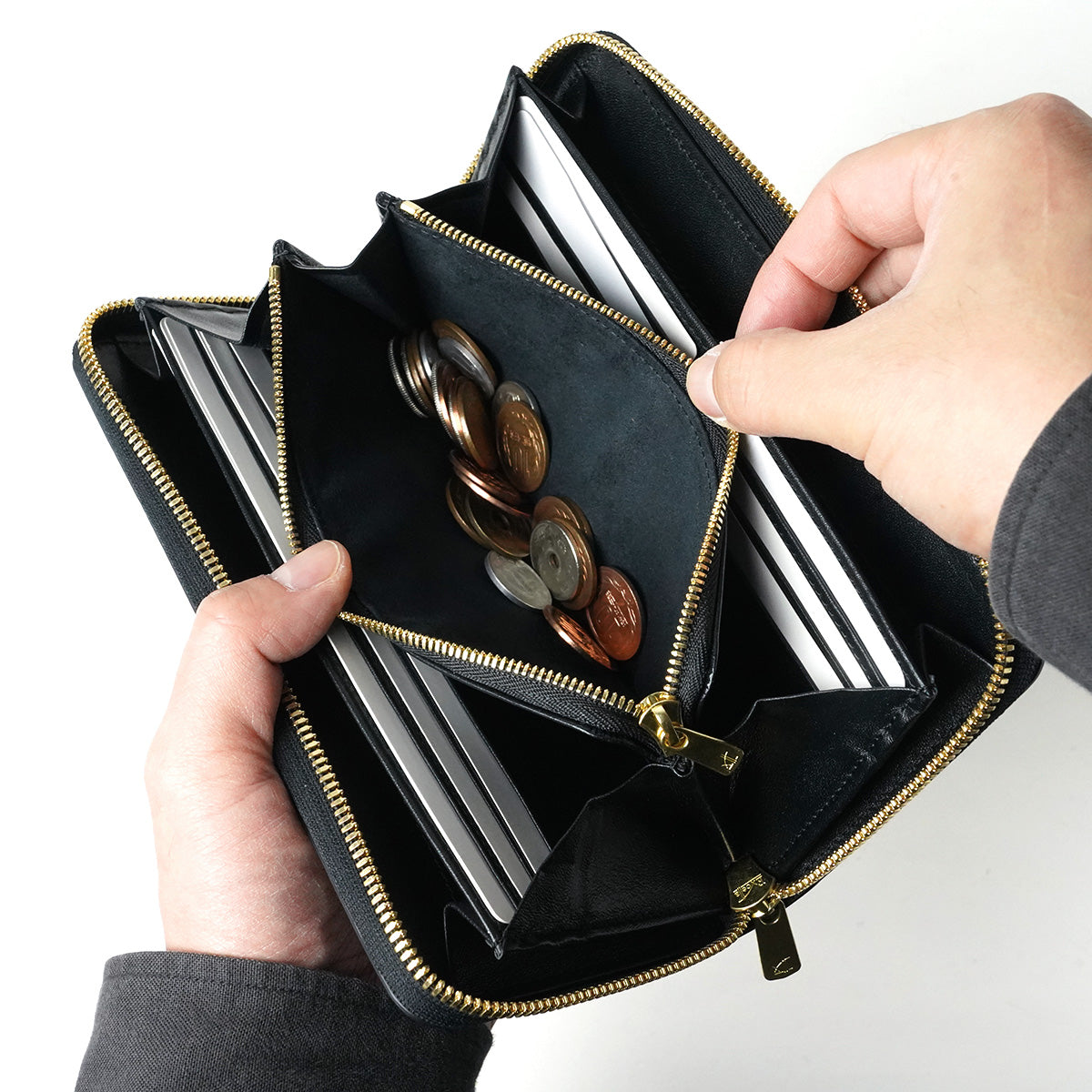 姫路 黒桟革 ラウンドファスナー 長財布 ZYS390